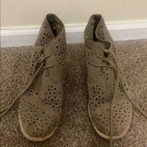 Toms Wedges
